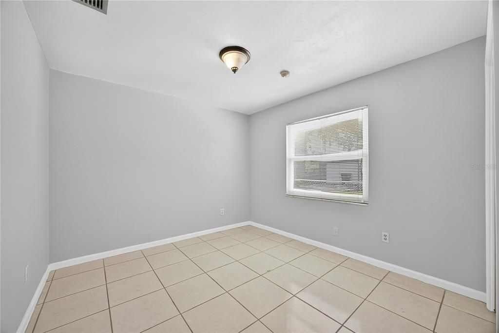 For Rent: $2,900 (4 beds, 2 baths, 2367 Square Feet)