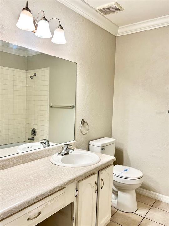 В аренду: $1,350 (2 спален, 2 ванн, 976 Квадратных фут)