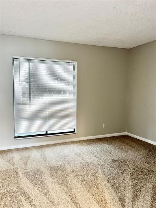 В аренду: $1,350 (2 спален, 2 ванн, 976 Квадратных фут)