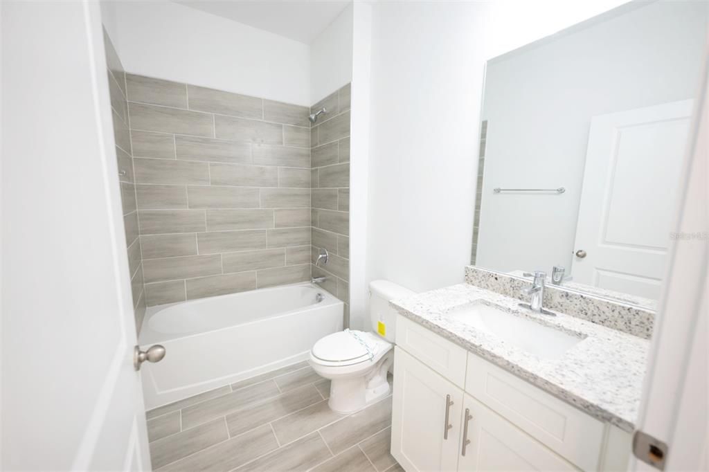 For Rent: $1,800 (2 beds, 2 baths, 1055 Square Feet)