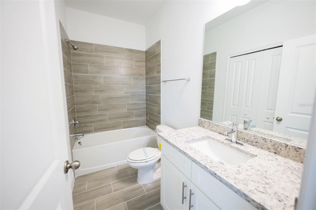 For Rent: $1,800 (2 beds, 2 baths, 1055 Square Feet)