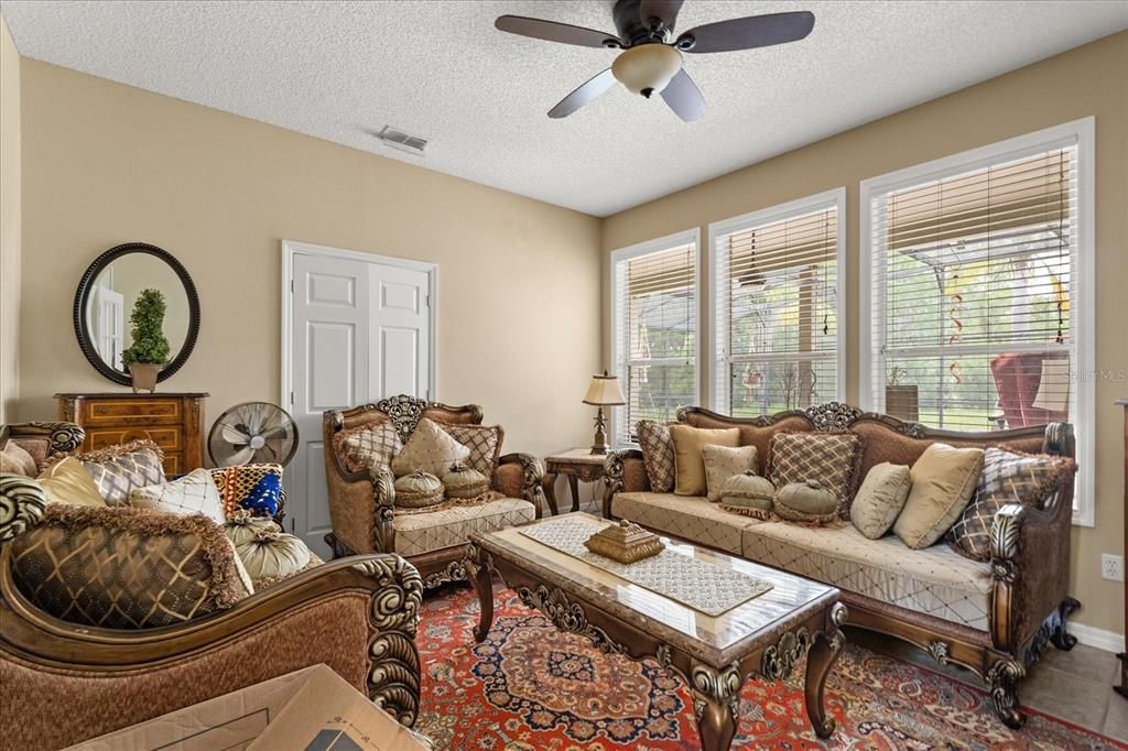 В аренду: $3,500 (4 спален, 3 ванн, 3009 Квадратных фут)