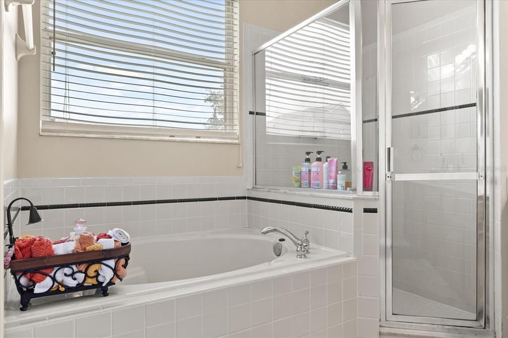 В аренду: $3,500 (4 спален, 3 ванн, 3009 Квадратных фут)