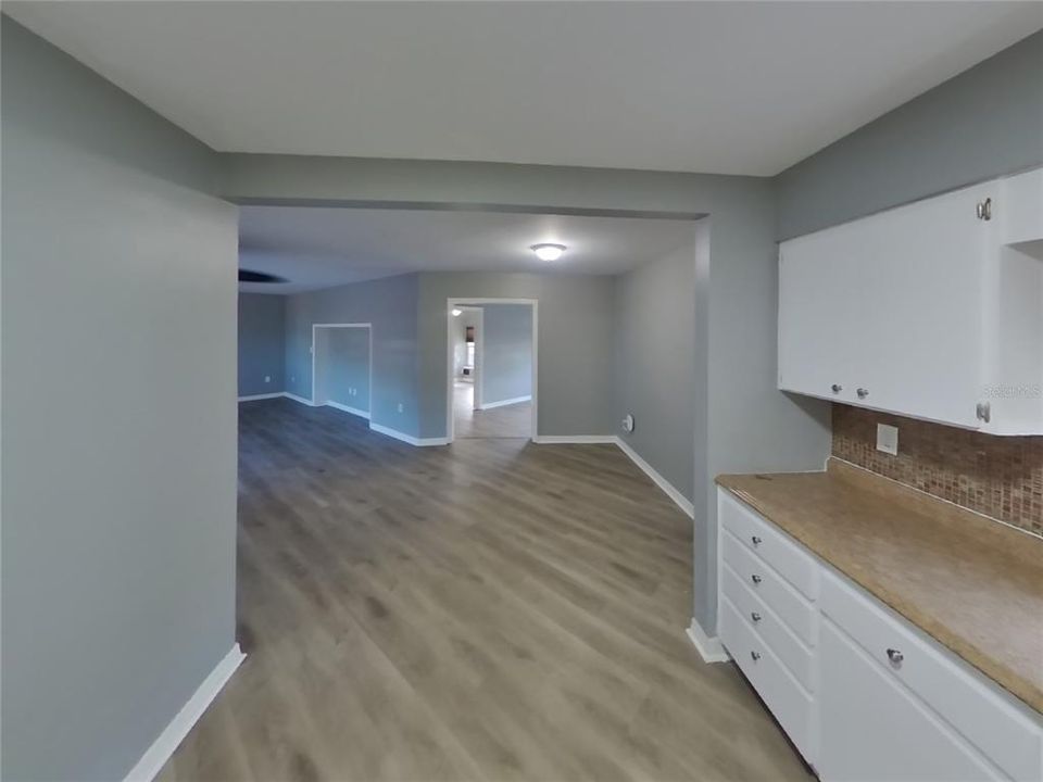 For Rent: $2,299 (3 beds, 2 baths, 1635 Square Feet)