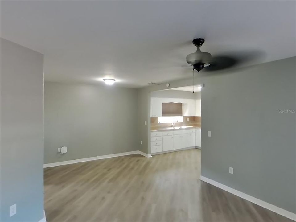 For Rent: $2,299 (3 beds, 2 baths, 1635 Square Feet)