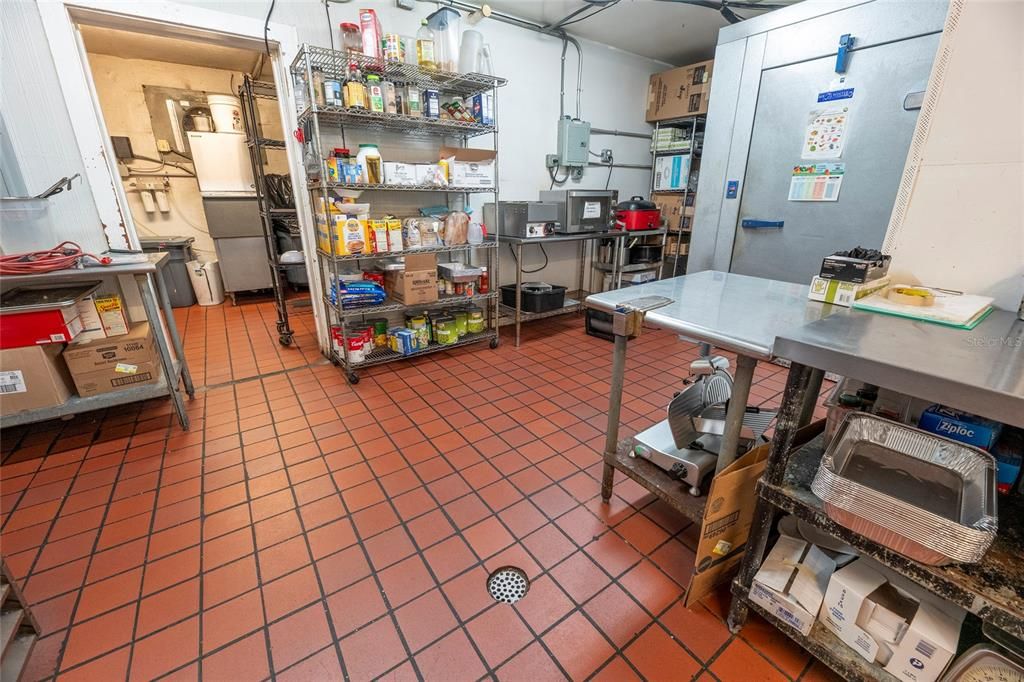 На продажу: $240,000 (0 спален, 0 ванн, 2588 Квадратных фут)