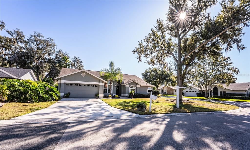 待售: $418,000 (4 贝兹, 2 浴室, 2321 平方英尺)