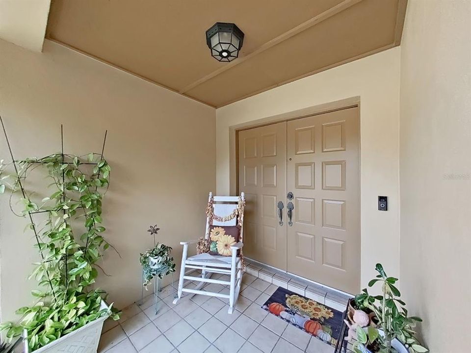 En Venta: $599,900 (3 camas, 3 baños, 2635 Pies cuadrados)