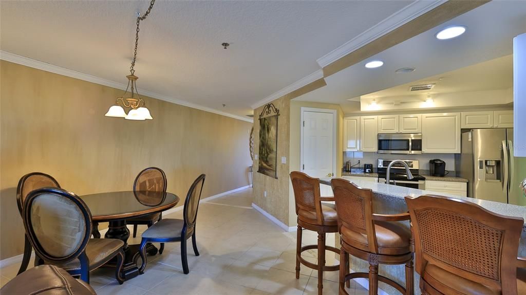 En Venta: $415,000 (2 camas, 2 baños, 1389 Pies cuadrados)