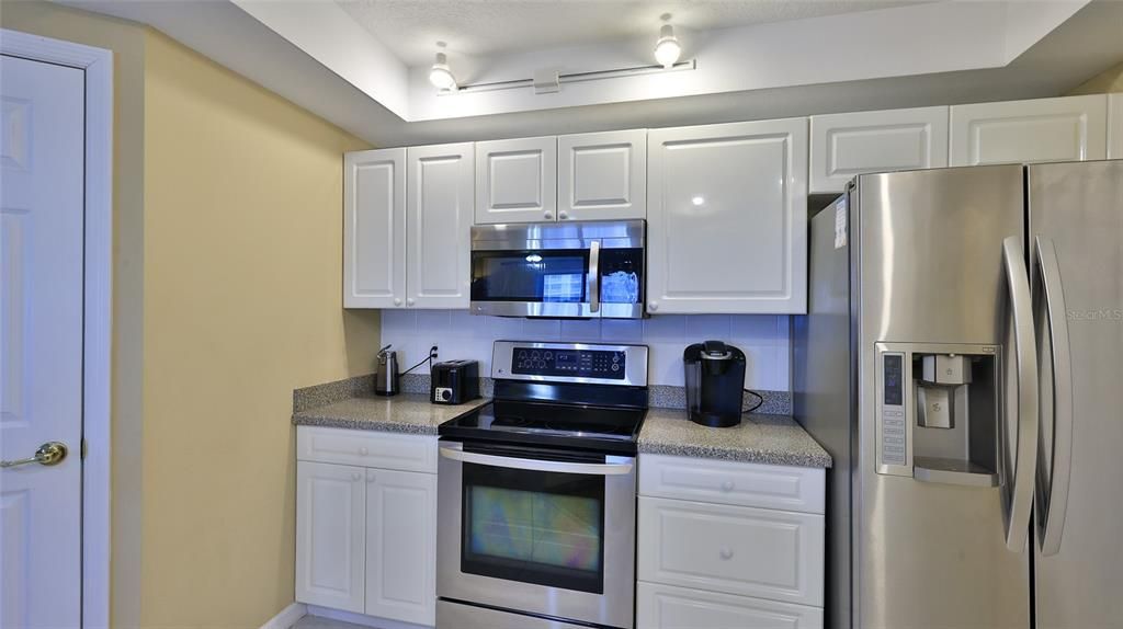 En Venta: $415,000 (2 camas, 2 baños, 1389 Pies cuadrados)