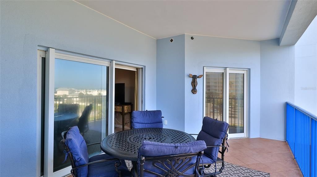 En Venta: $415,000 (2 camas, 2 baños, 1389 Pies cuadrados)