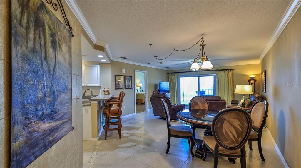 En Venta: $415,000 (2 camas, 2 baños, 1389 Pies cuadrados)