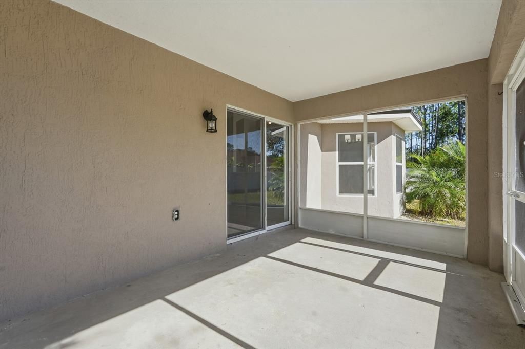 待售: $299,900 (3 贝兹, 2 浴室, 1325 平方英尺)