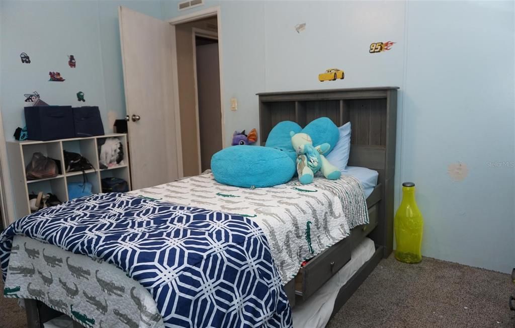 На продажу: $198,900 (3 спален, 2 ванн, 1642 Квадратных фут)