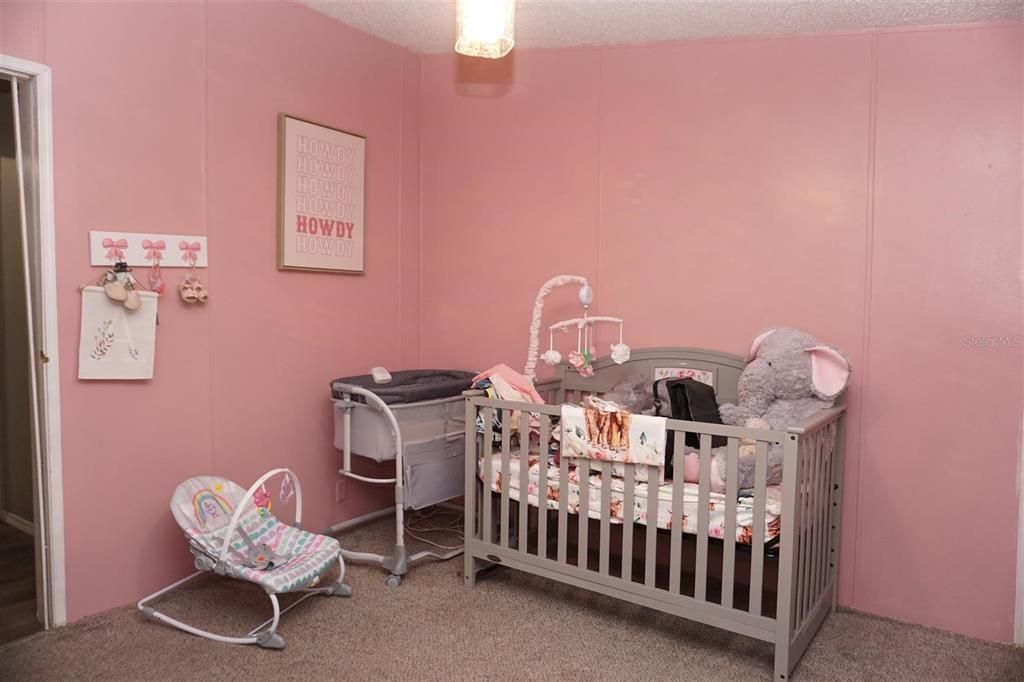 На продажу: $198,900 (3 спален, 2 ванн, 1642 Квадратных фут)