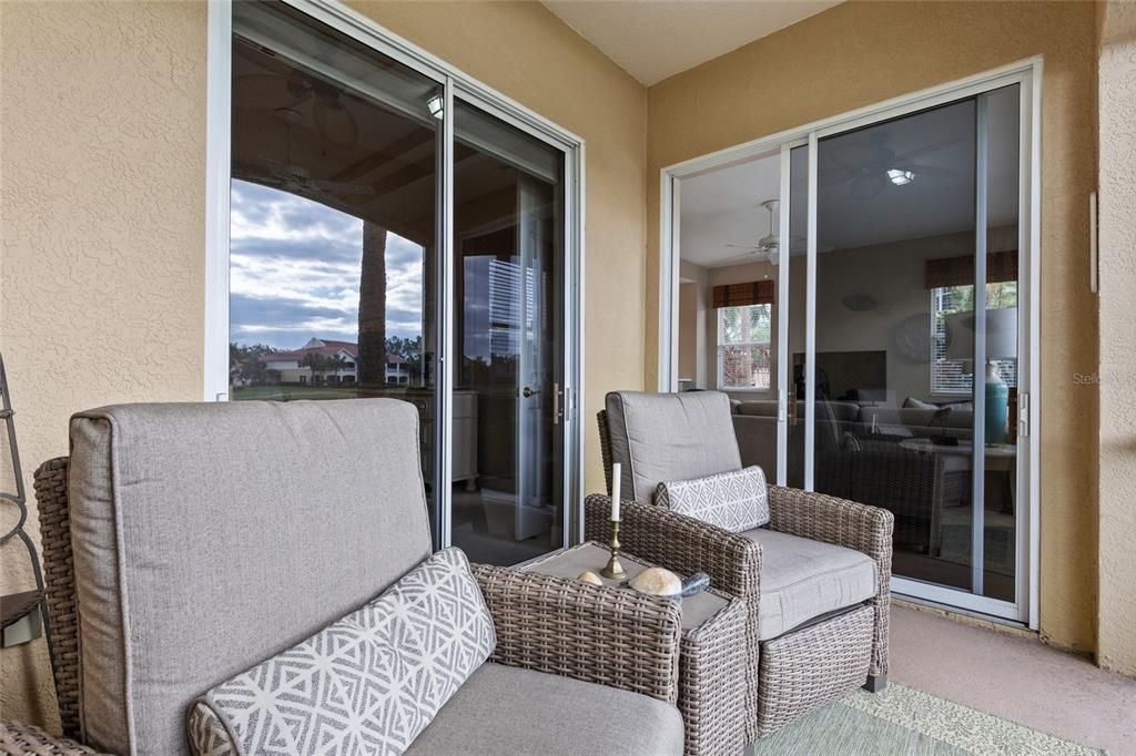 待售: $350,000 (2 贝兹, 2 浴室, 1156 平方英尺)