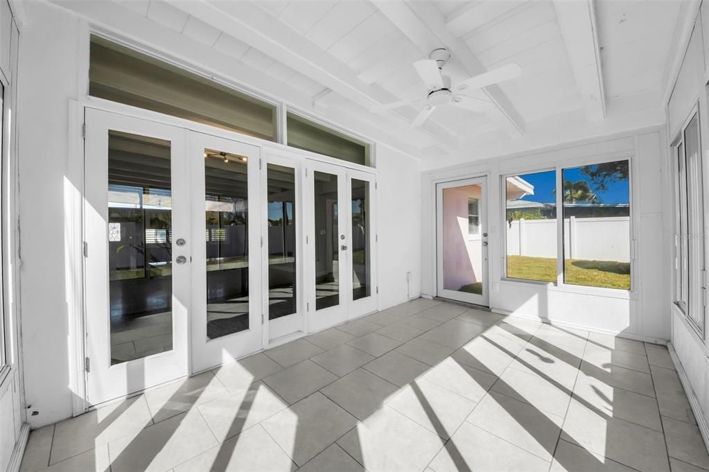 En Venta: $499,000 (2 camas, 2 baños, 1206 Pies cuadrados)