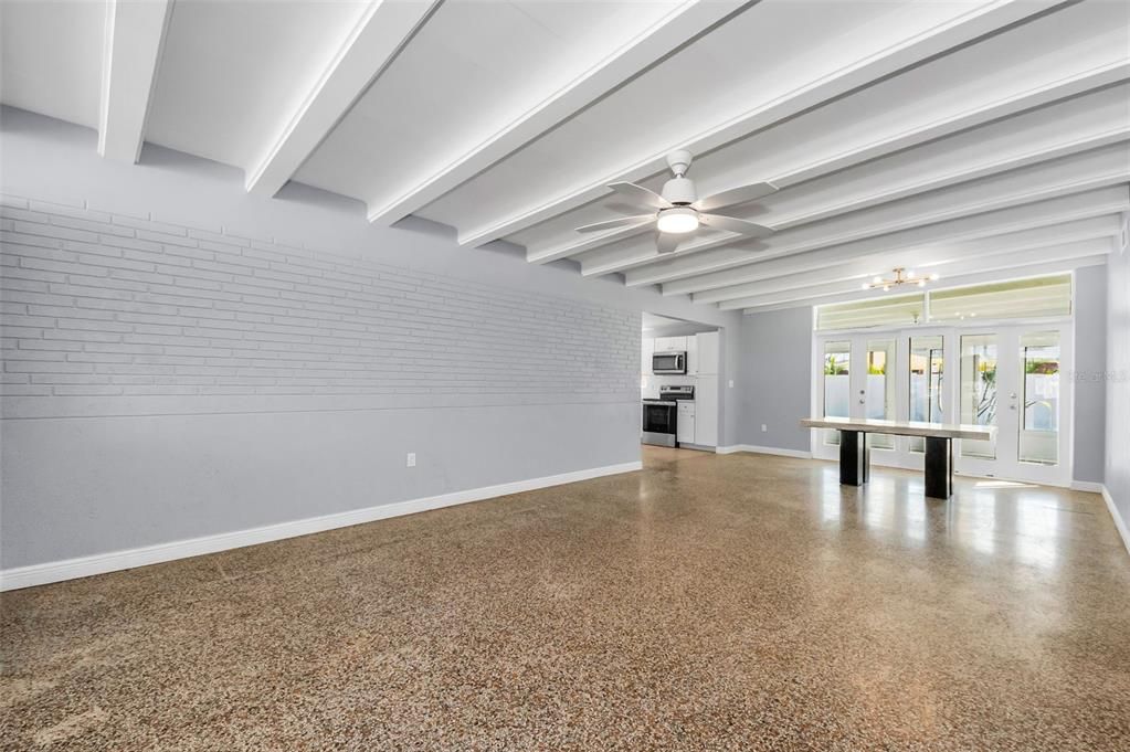 En Venta: $499,000 (2 camas, 2 baños, 1206 Pies cuadrados)