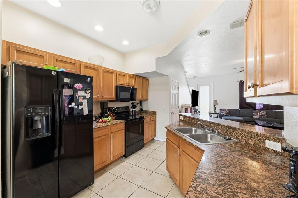 For Sale: $315,000 (3 beds, 2 baths, 1400 Square Feet)