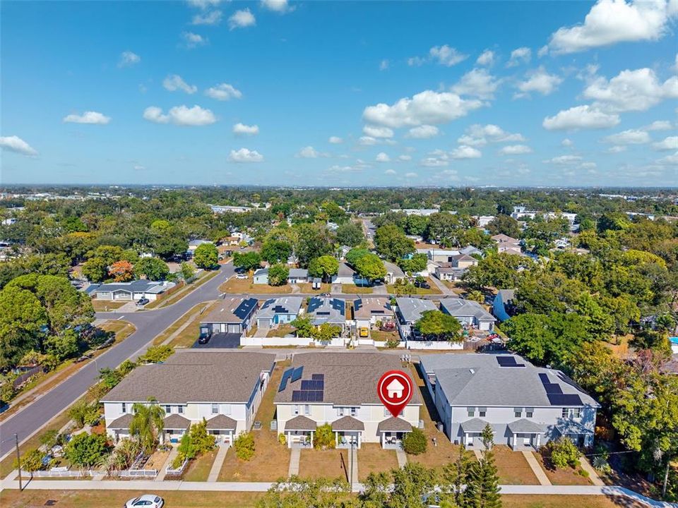 For Sale: $315,000 (3 beds, 2 baths, 1400 Square Feet)