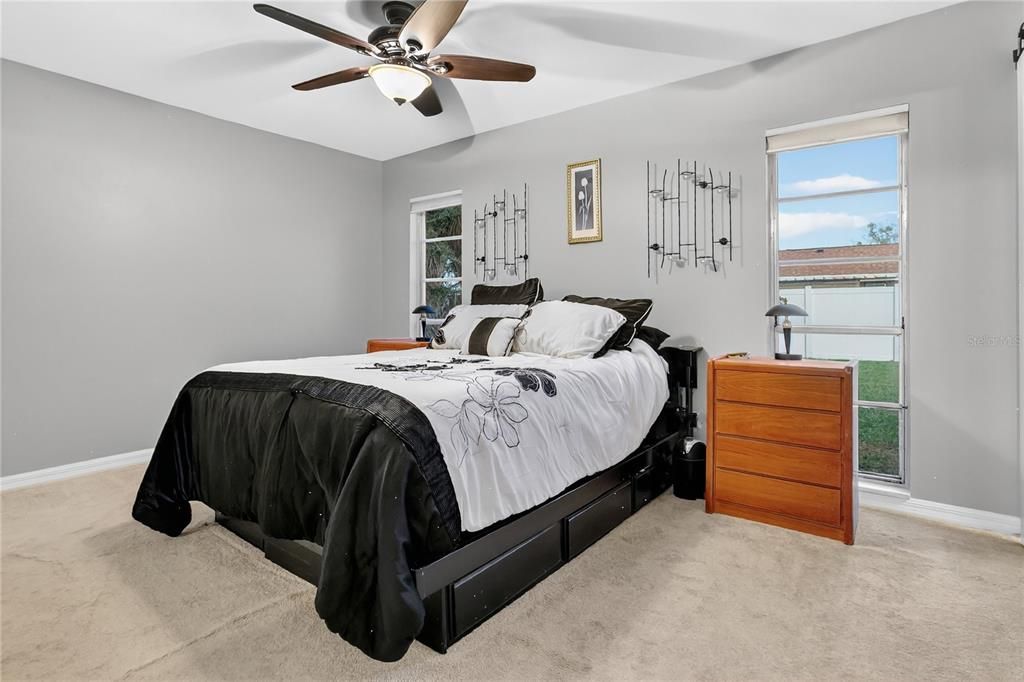 For Sale: $325,000 (3 beds, 2 baths, 1175 Square Feet)