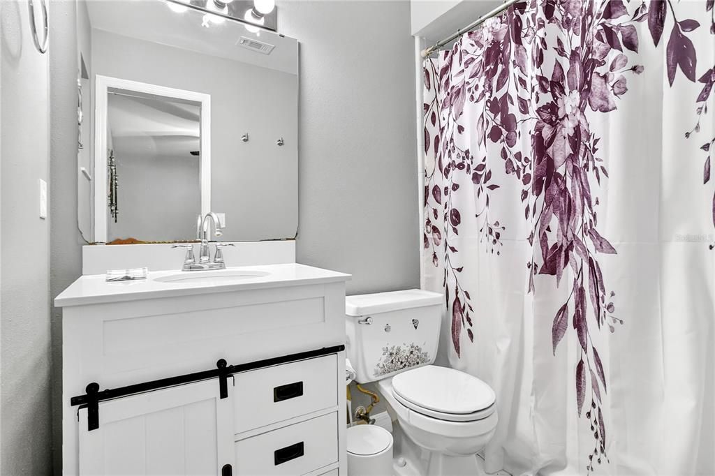 For Sale: $325,000 (3 beds, 2 baths, 1175 Square Feet)