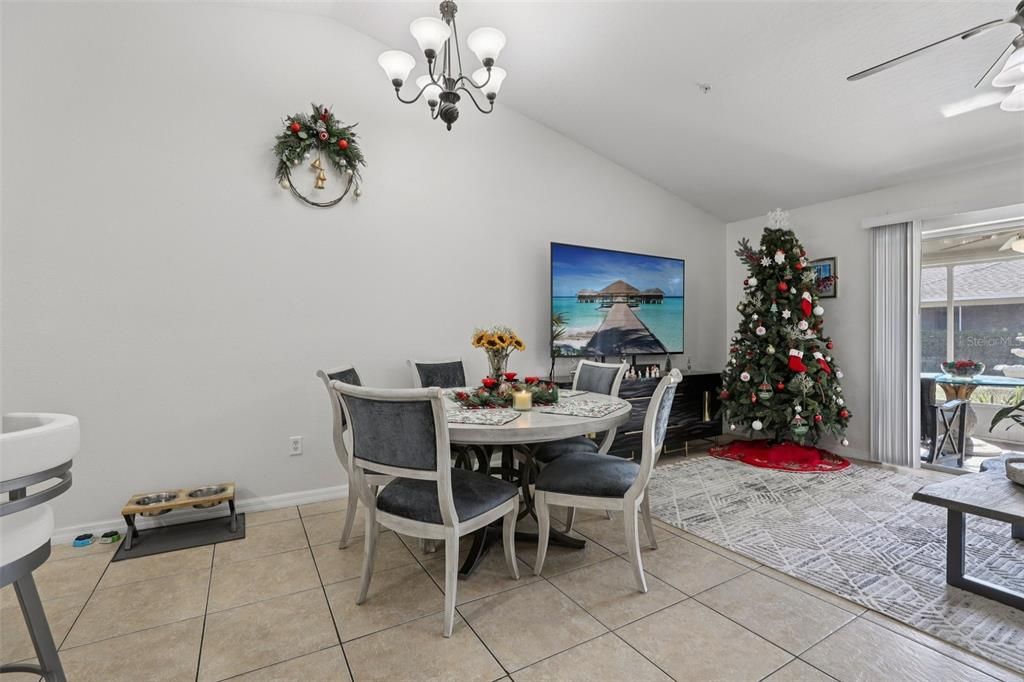 На продажу: $795,000 (6 спален, 0 ванн, 2710 Квадратных фут)