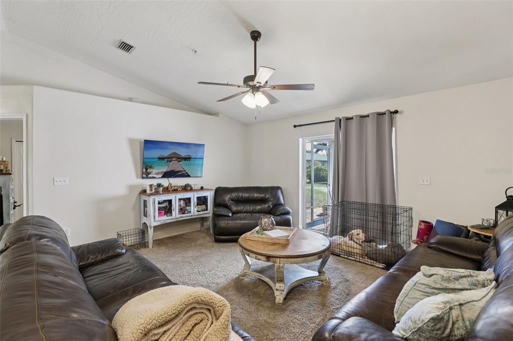 На продажу: $795,000 (6 спален, 0 ванн, 2710 Квадратных фут)