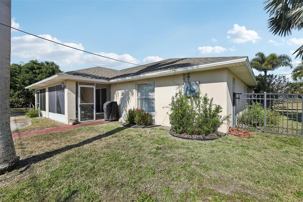 На продажу: $795,000 (6 спален, 0 ванн, 2710 Квадратных фут)