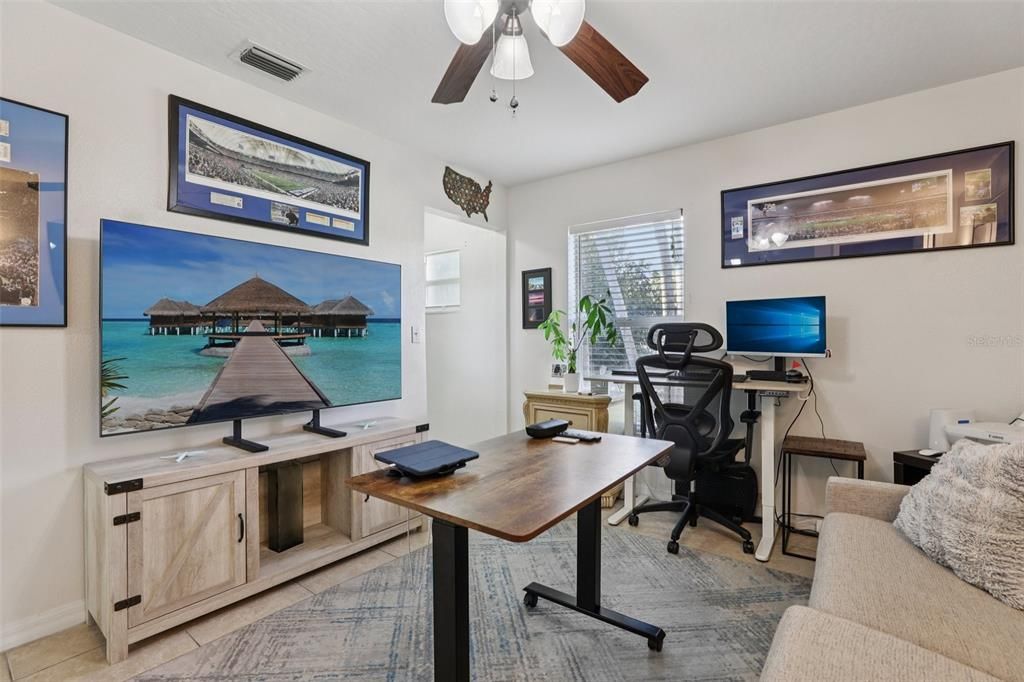 На продажу: $795,000 (6 спален, 0 ванн, 2710 Квадратных фут)