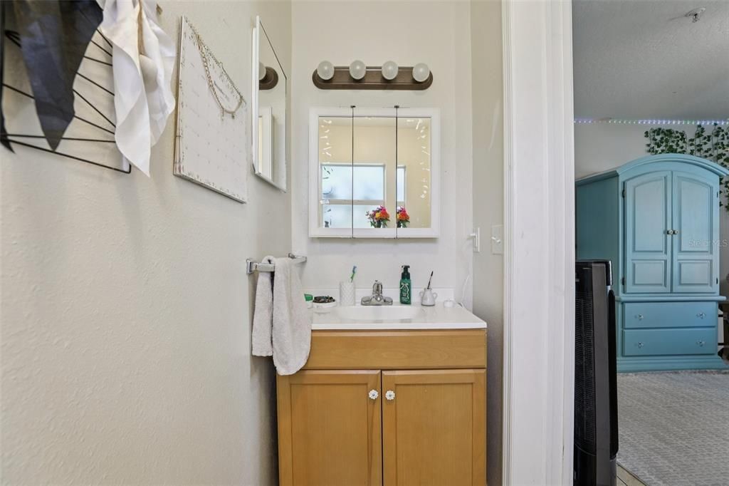 На продажу: $795,000 (6 спален, 0 ванн, 2710 Квадратных фут)