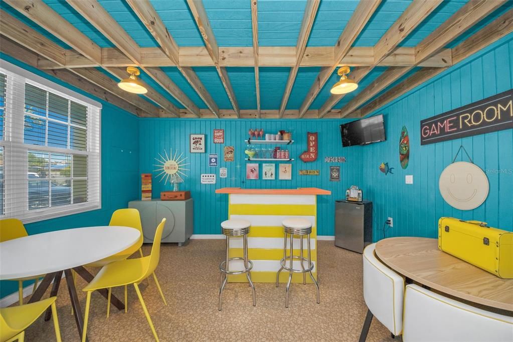 For Sale: $785,000 (3 beds, 3 baths, 1796 Square Feet)