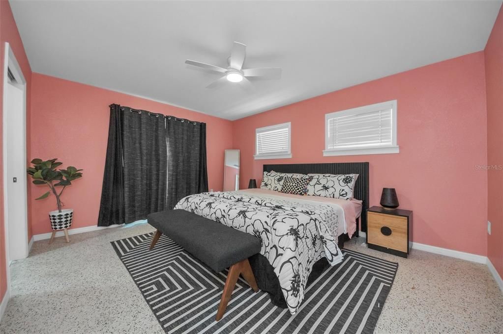 For Sale: $785,000 (3 beds, 3 baths, 1796 Square Feet)