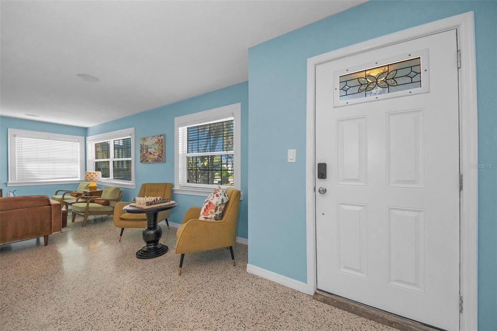 For Sale: $785,000 (3 beds, 3 baths, 1796 Square Feet)