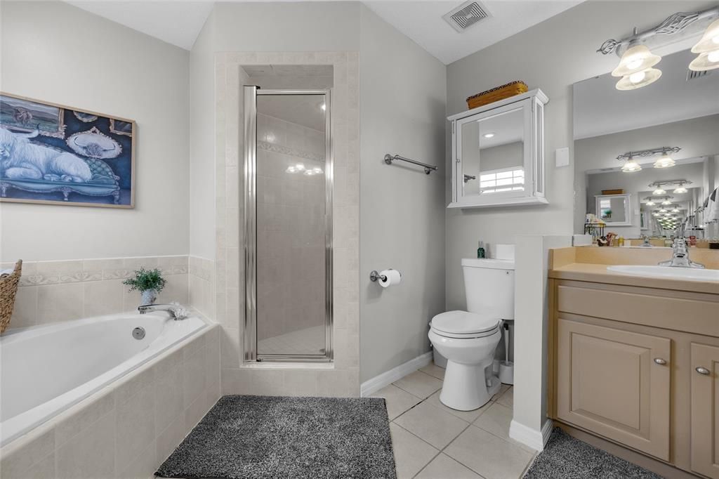 For Sale: $865,000 (5 beds, 3 baths, 2897 Square Feet)