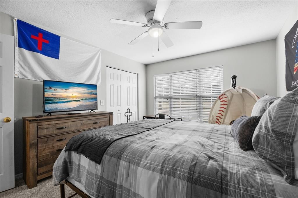 For Sale: $865,000 (5 beds, 3 baths, 2897 Square Feet)