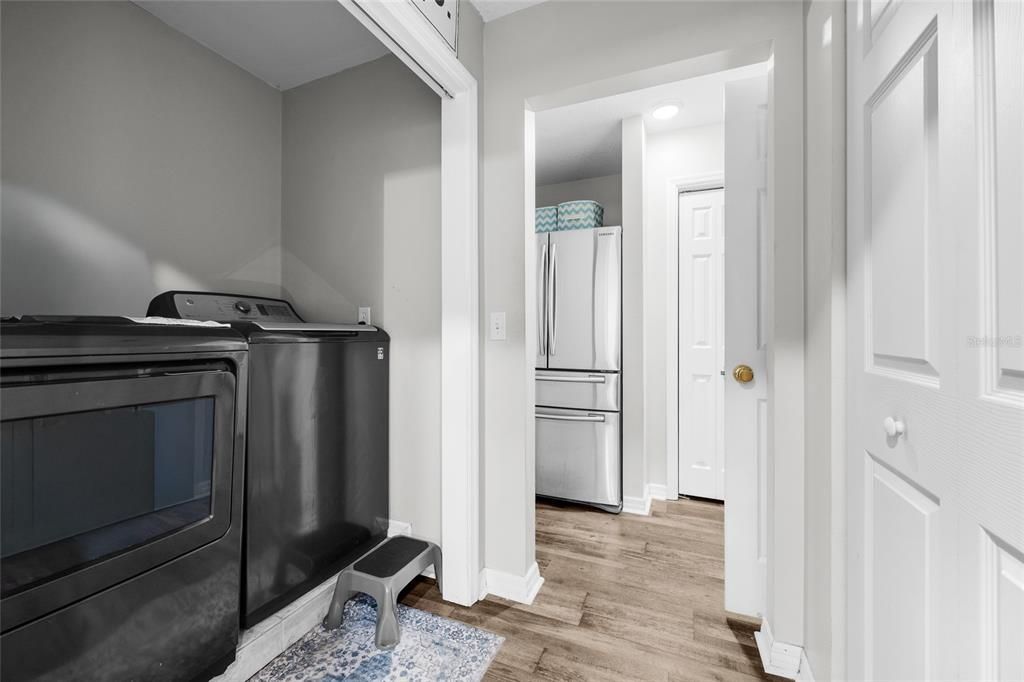 For Sale: $865,000 (5 beds, 3 baths, 2897 Square Feet)