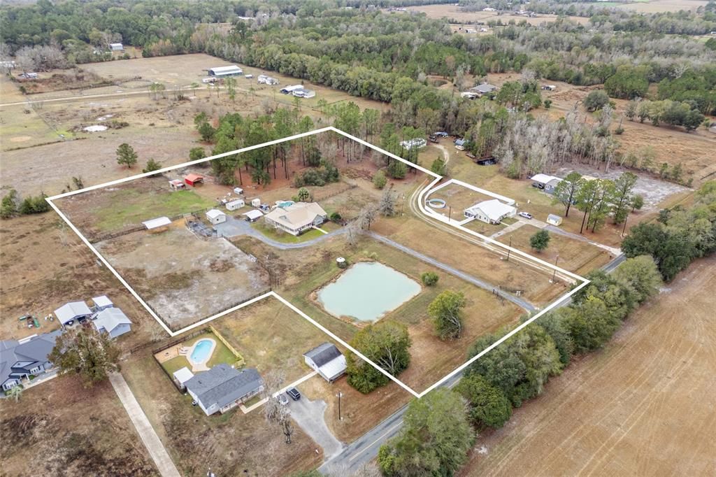 For Sale: $865,000 (5 beds, 3 baths, 2897 Square Feet)