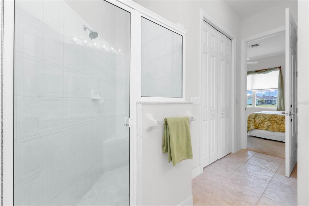 Active With Contract: $275,000 (3 beds, 2 baths, 1622 Square Feet)