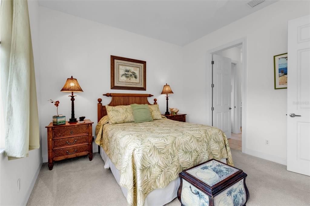 Active With Contract: $275,000 (3 beds, 2 baths, 1622 Square Feet)