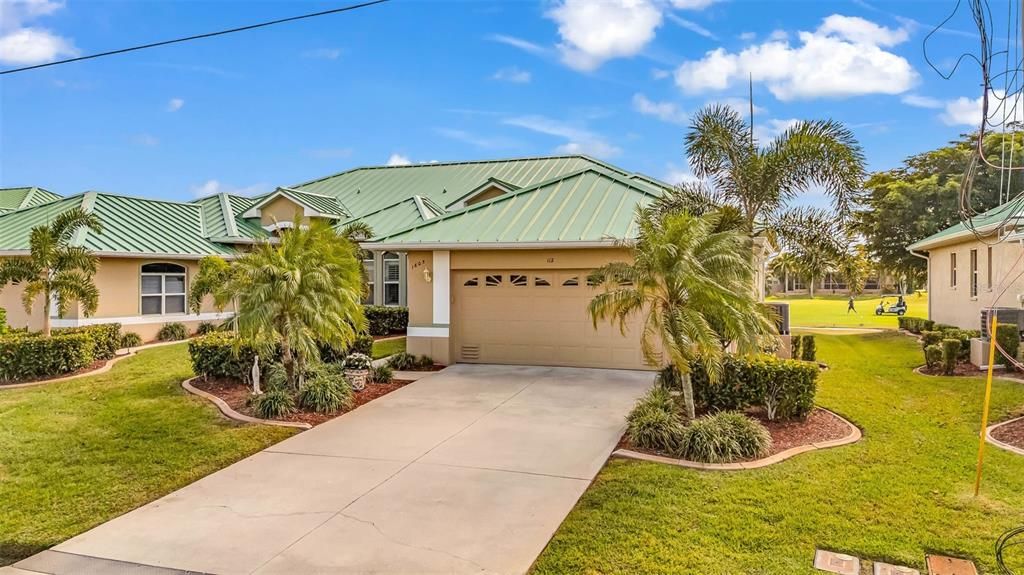 Active With Contract: $275,000 (3 beds, 2 baths, 1622 Square Feet)