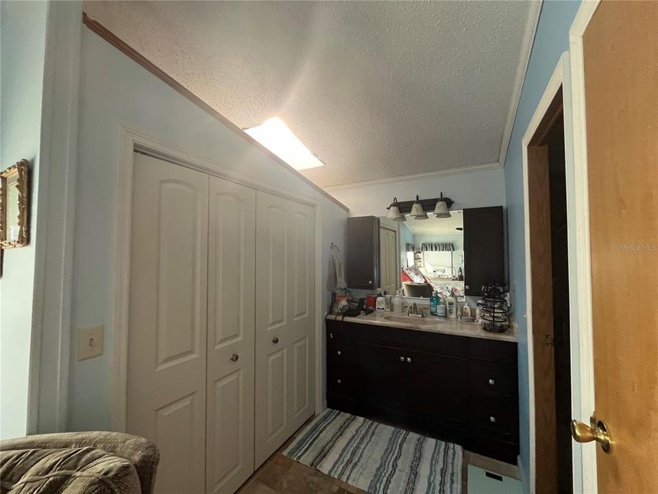 En Venta: $153,000 (2 camas, 2 baños, 1207 Pies cuadrados)