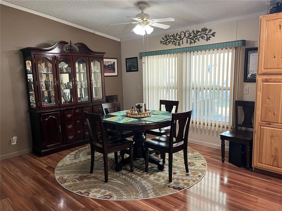 En Venta: $153,000 (2 camas, 2 baños, 1207 Pies cuadrados)