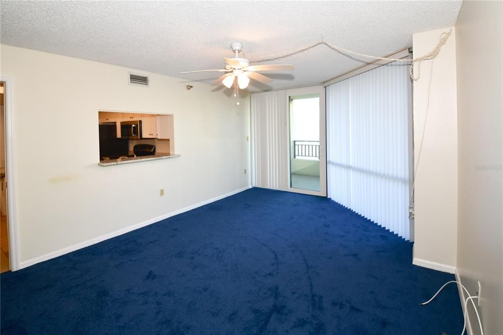 В аренду: $2,650 (1 спален, 1 ванн, 950 Квадратных фут)