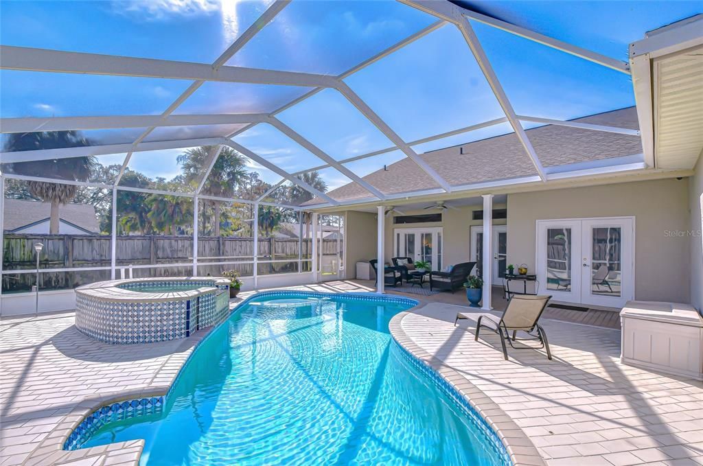 待售: $679,000 (4 贝兹, 2 浴室, 2489 平方英尺)