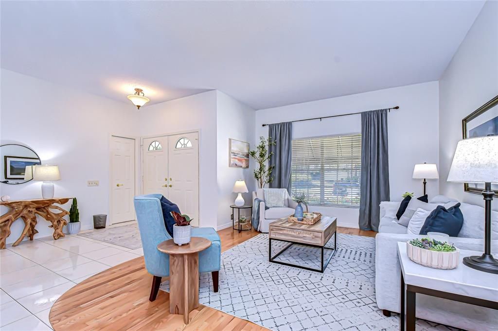 待售: $679,000 (4 贝兹, 2 浴室, 2489 平方英尺)