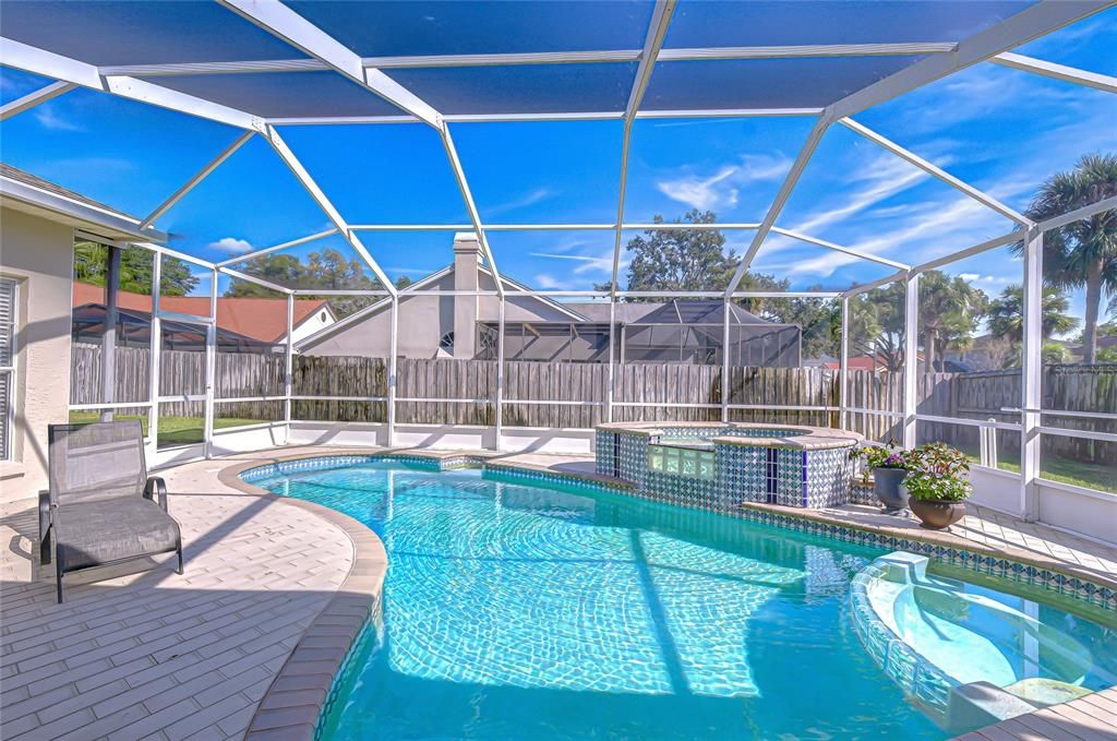 待售: $679,000 (4 贝兹, 2 浴室, 2489 平方英尺)