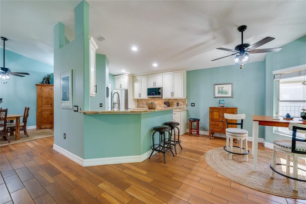 待售: $409,900 (4 贝兹, 2 浴室, 1862 平方英尺)