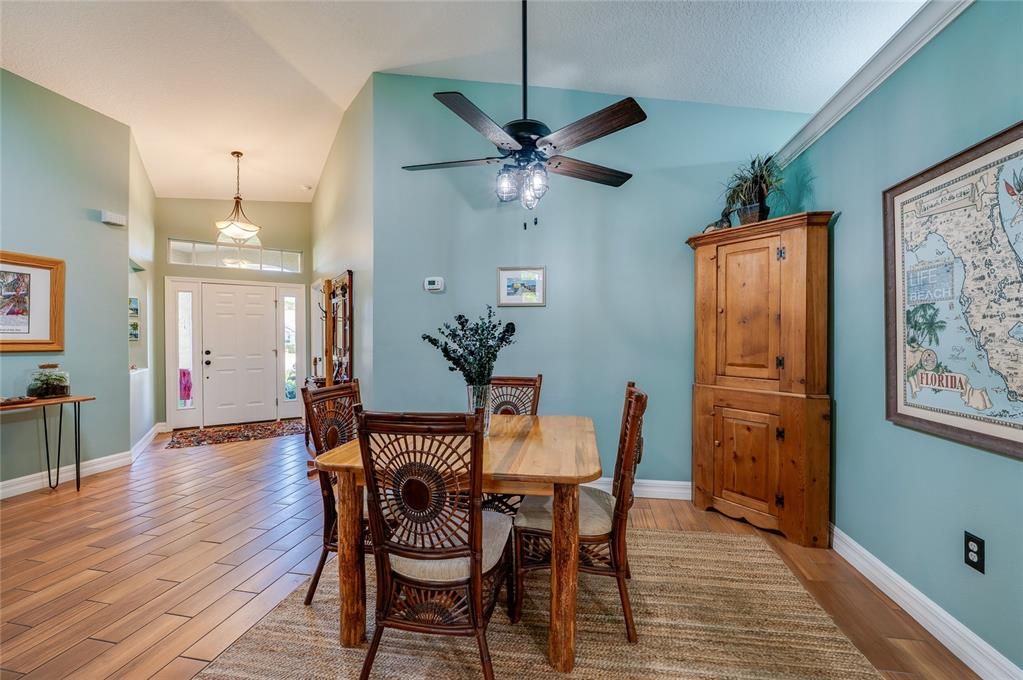 待售: $409,900 (4 贝兹, 2 浴室, 1862 平方英尺)