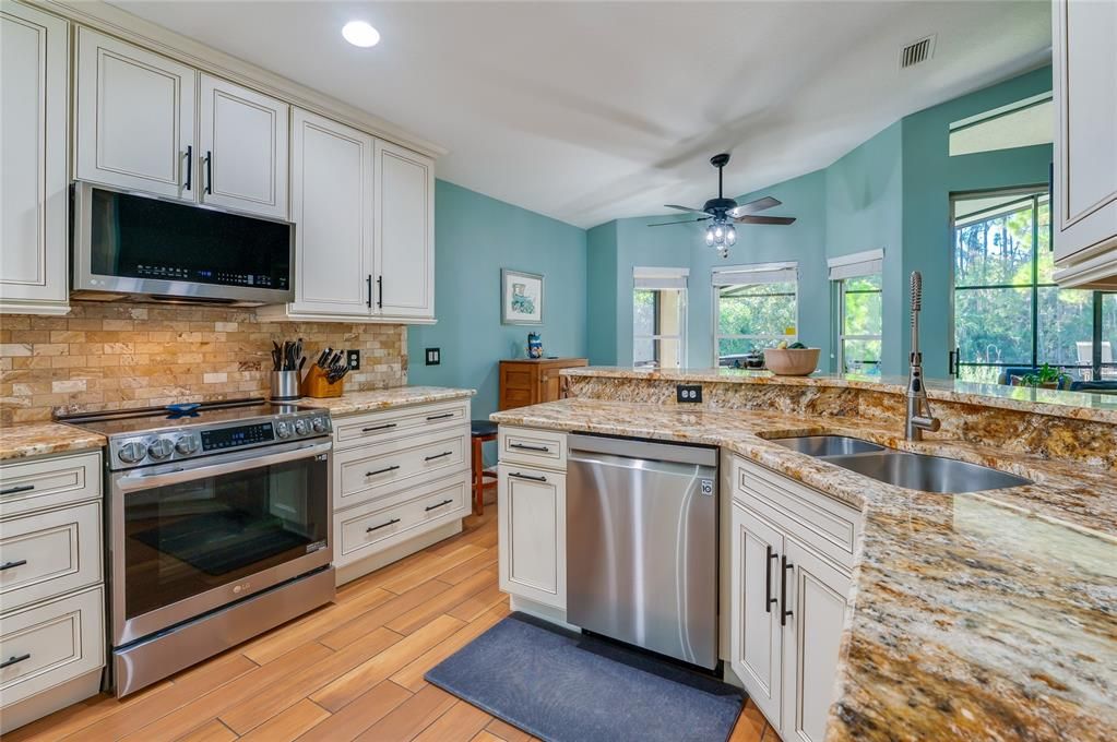 待售: $409,900 (4 贝兹, 2 浴室, 1862 平方英尺)